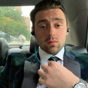 Meet your Posher, Logan